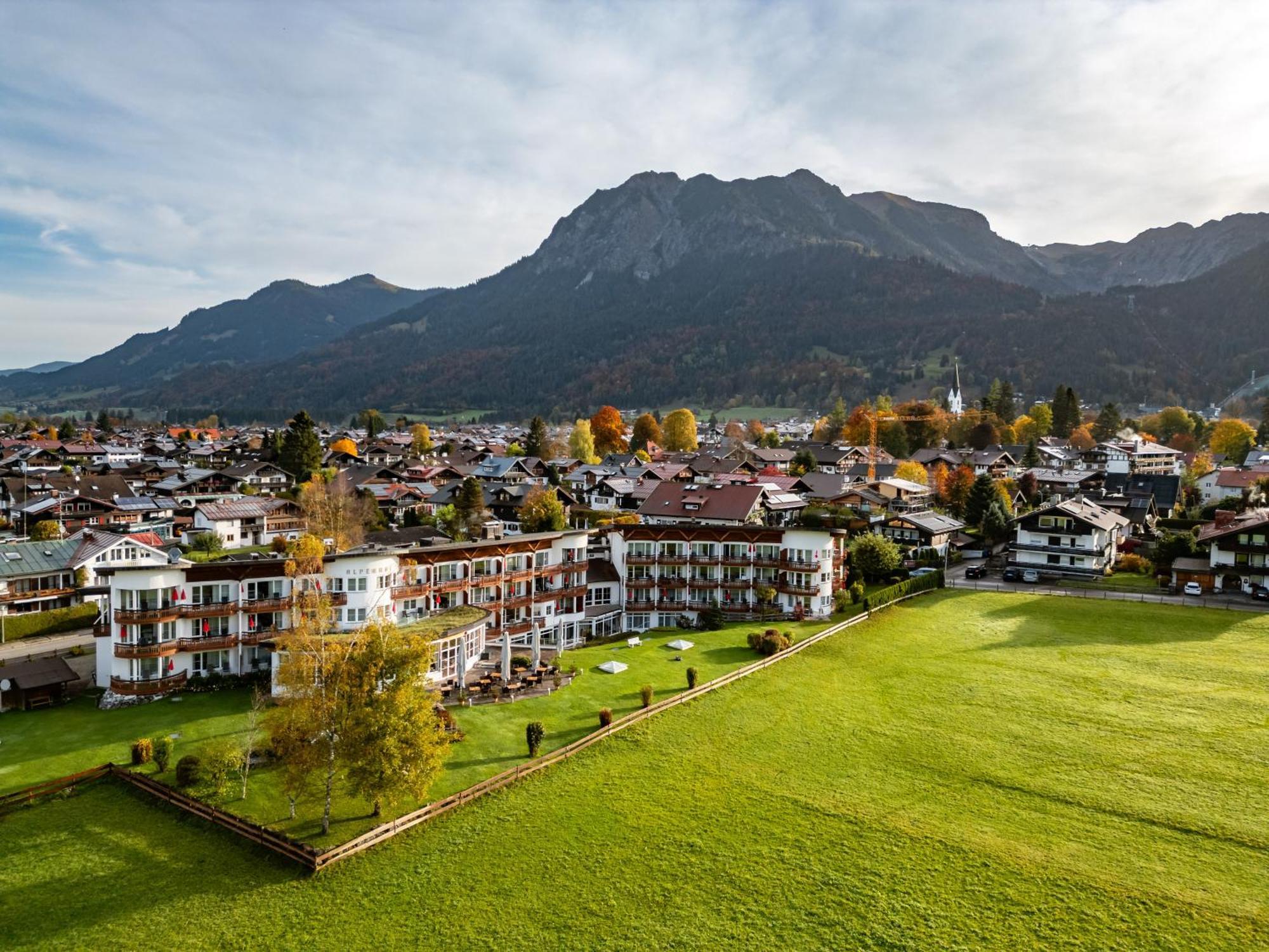 Отель Western Alpenhof Оберстдорф