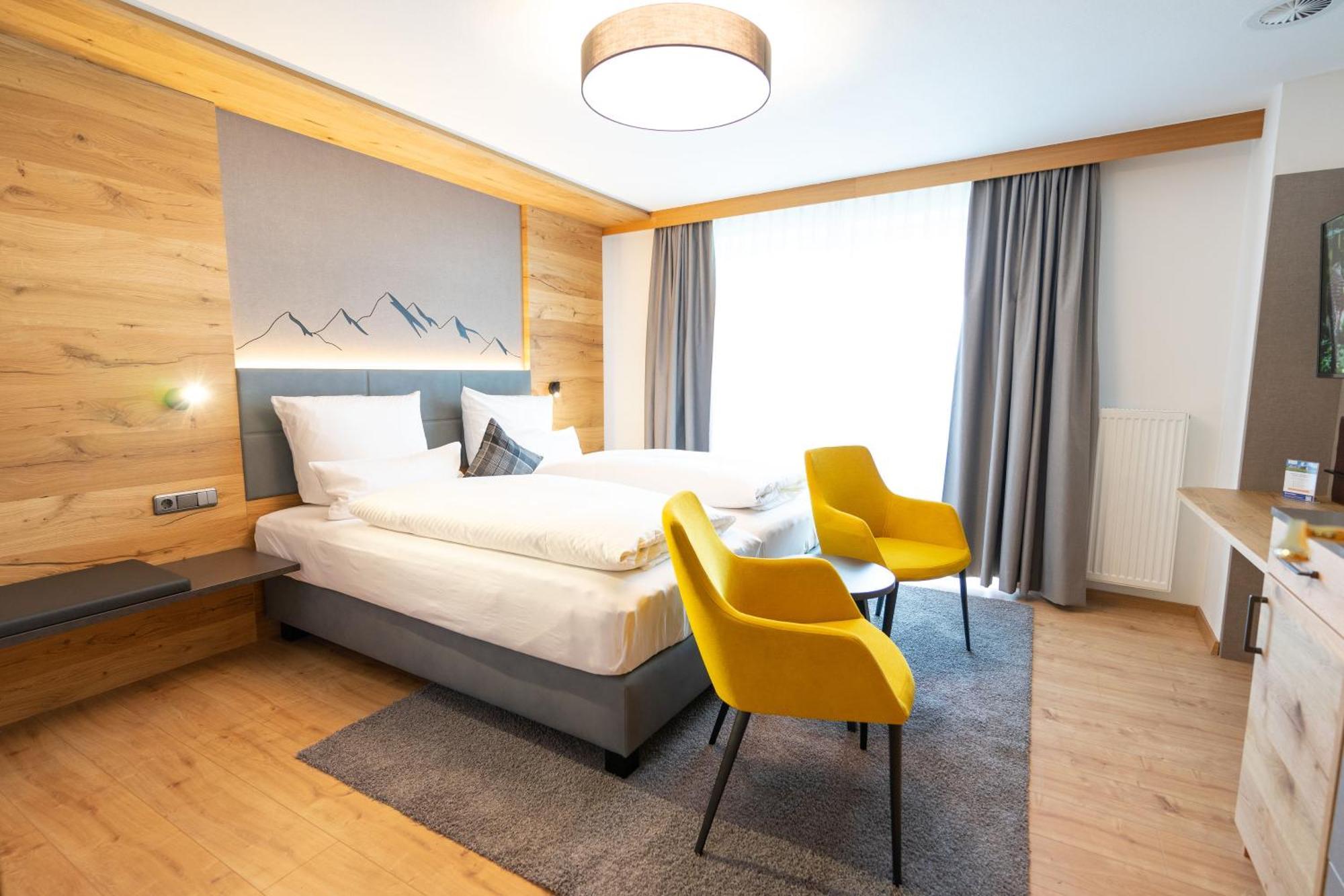 Western Alpenhof Hotel