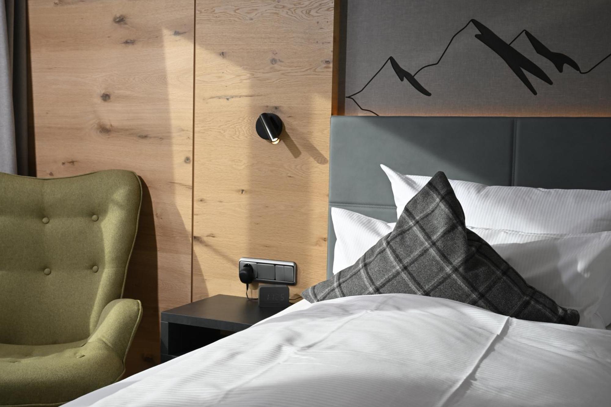 Western Alpenhof 4*