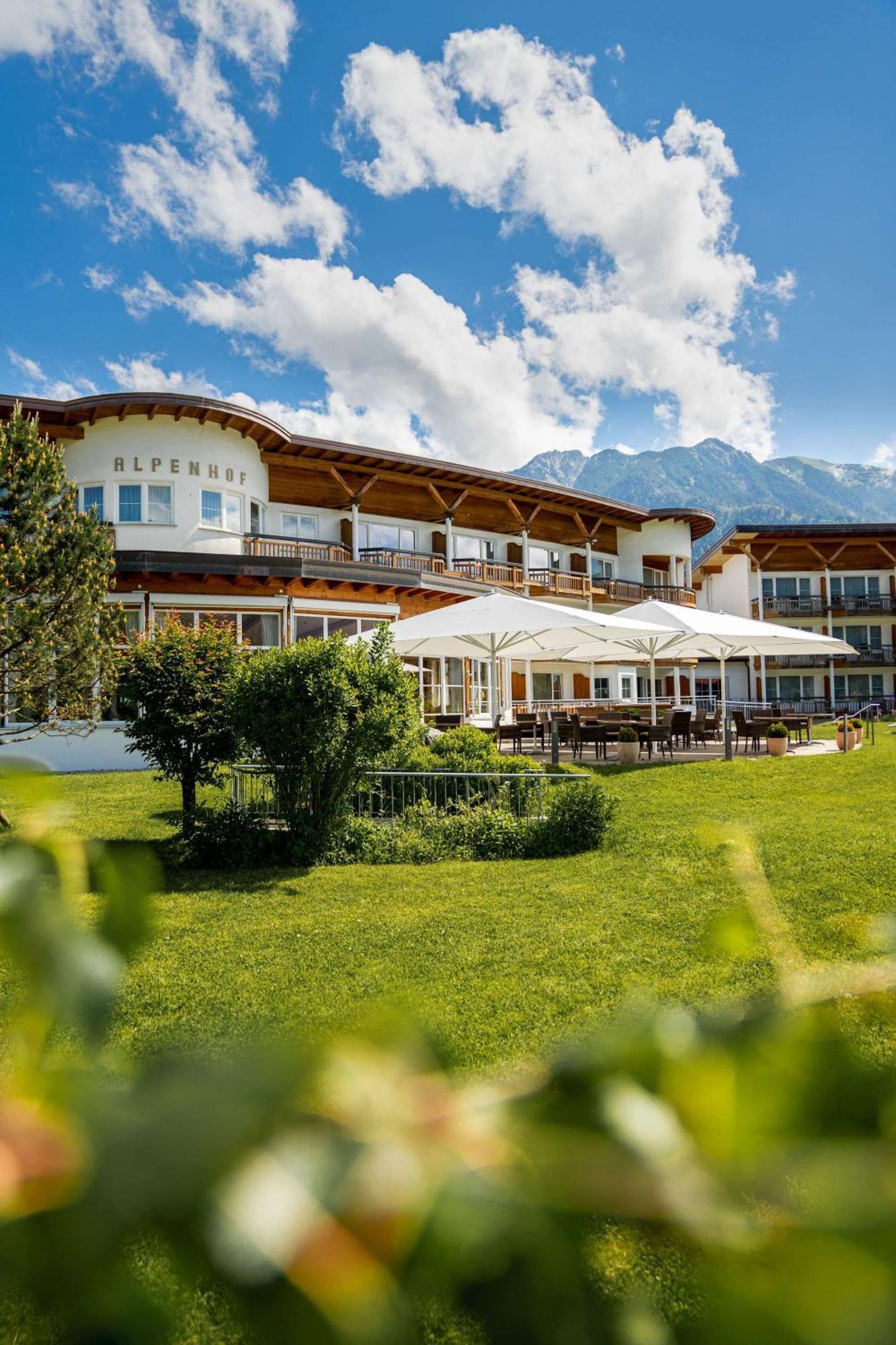 Western Alpenhof