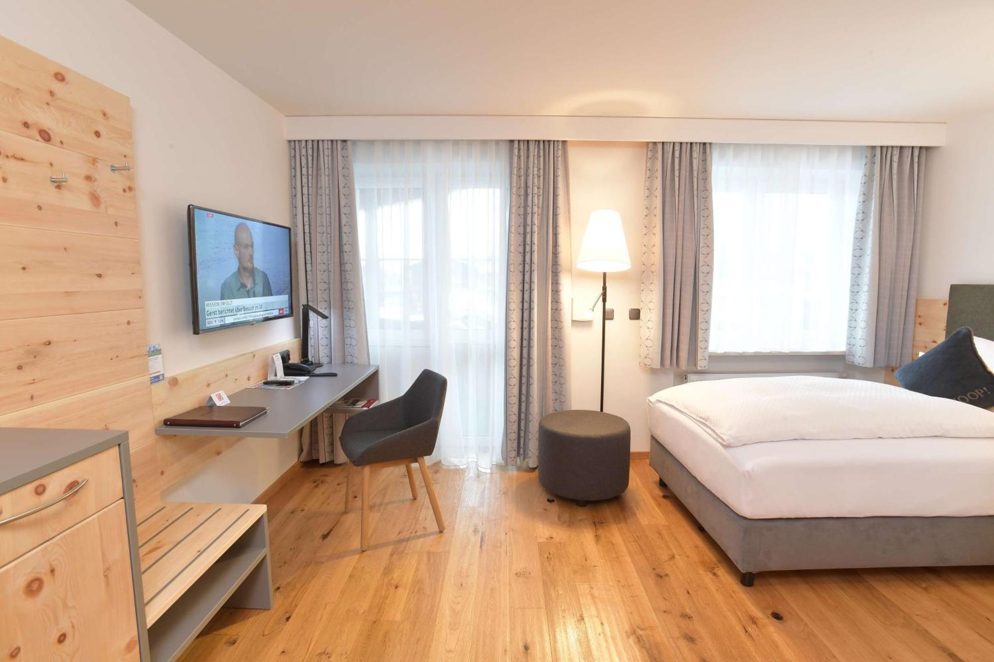 Western Alpenhof 4*