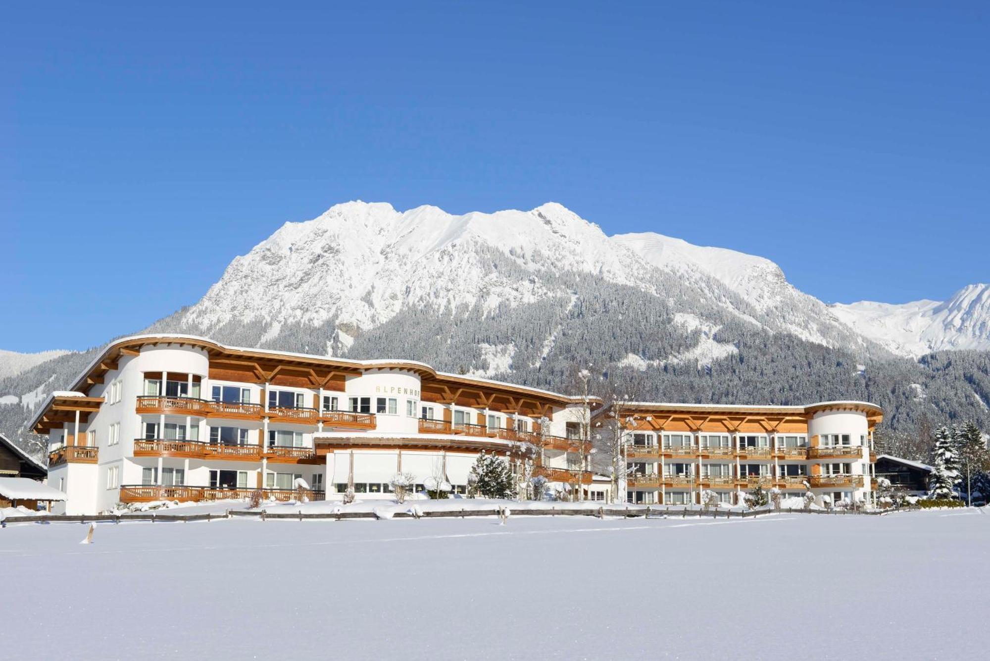 Western Alpenhof 4*
