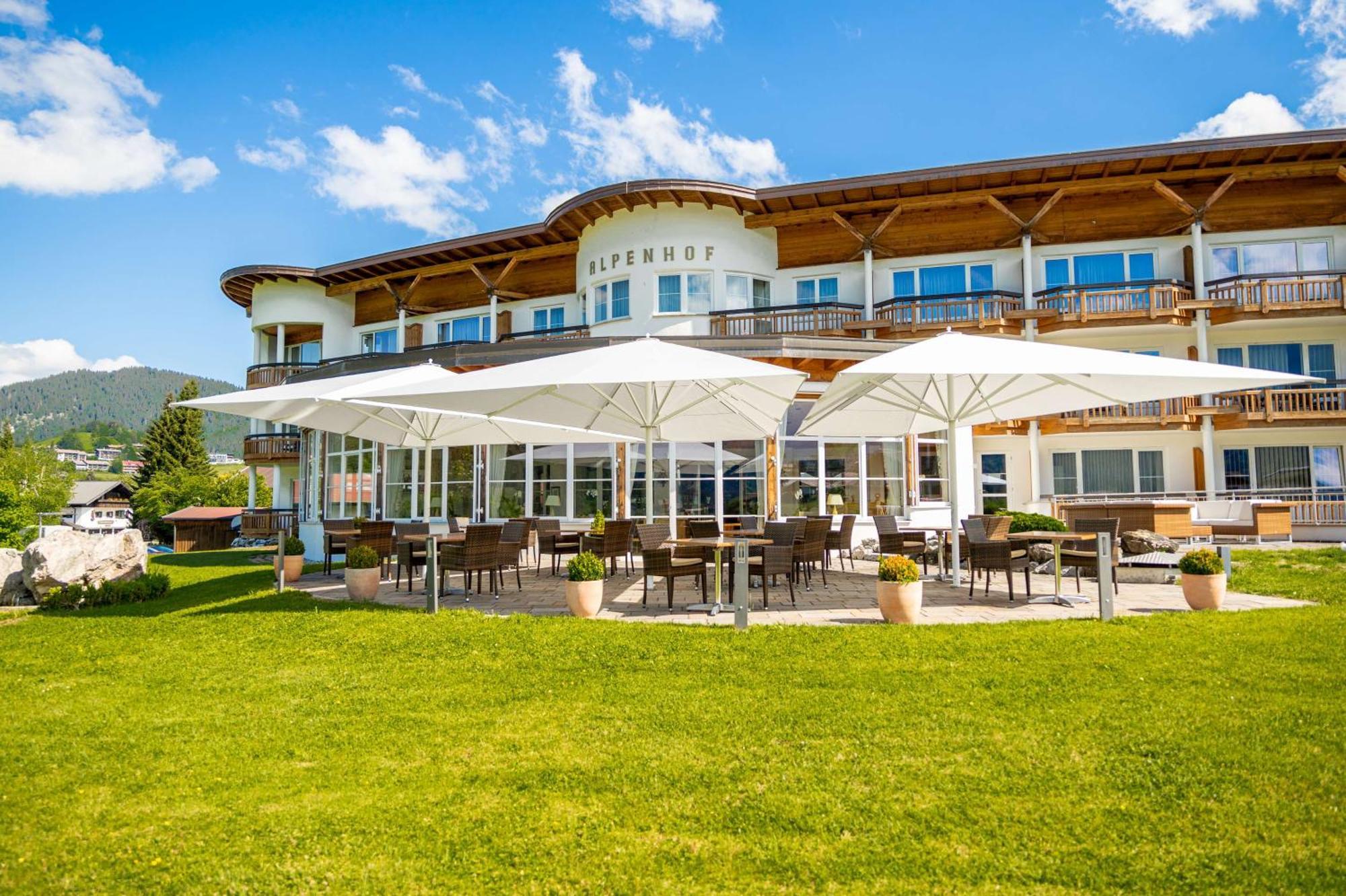 Western Alpenhof 4*